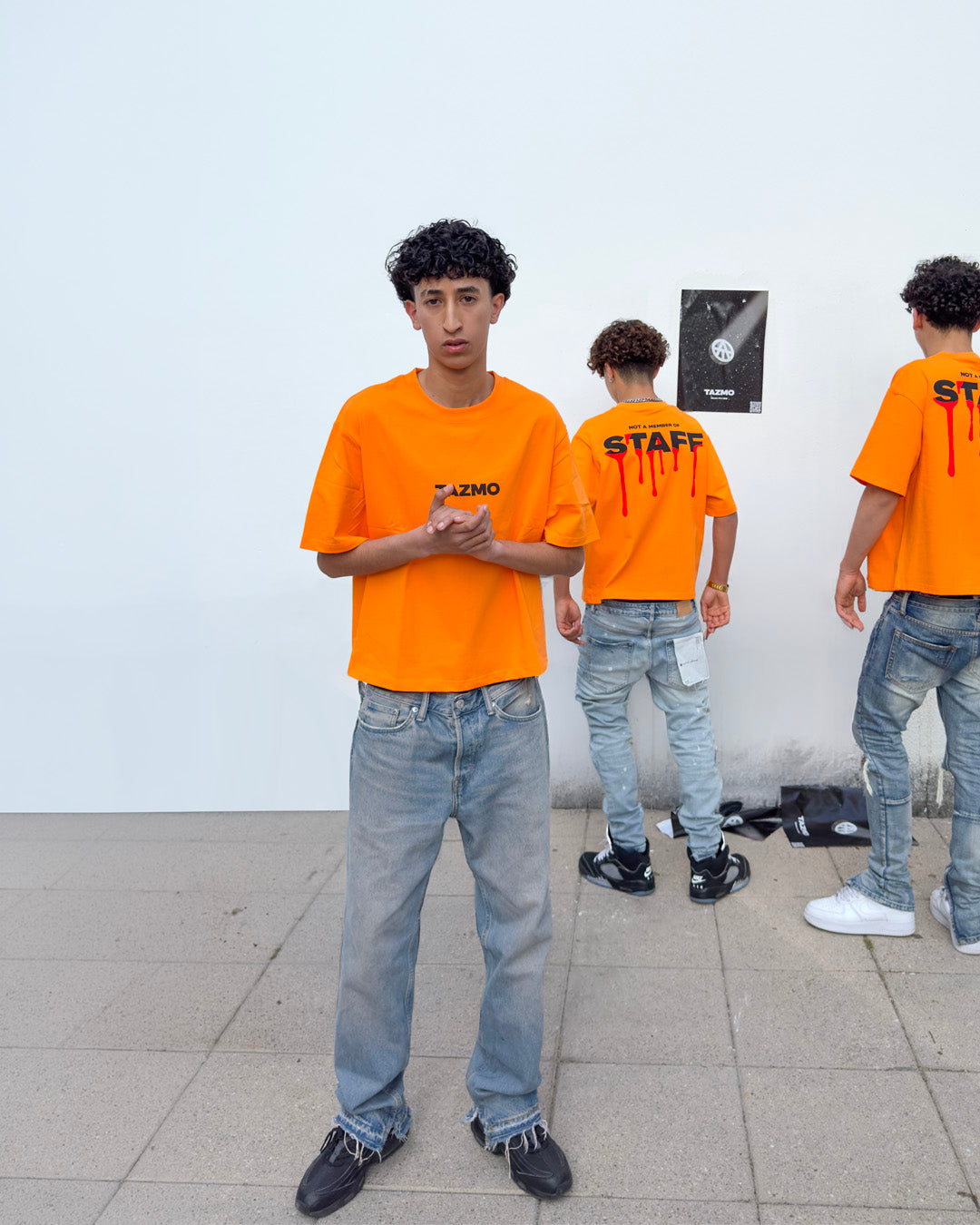 STAFF TEE